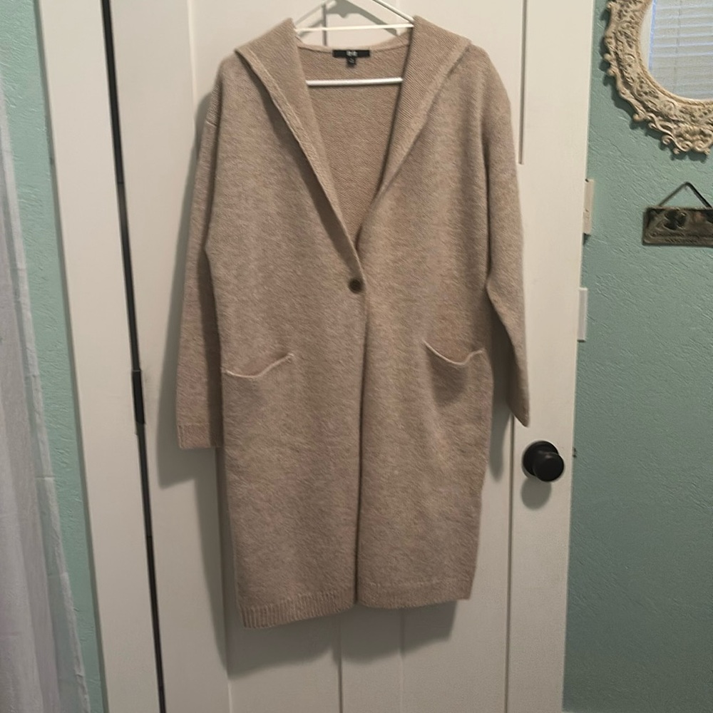 Super cute sweater coat by Uniqlo. Never worn.